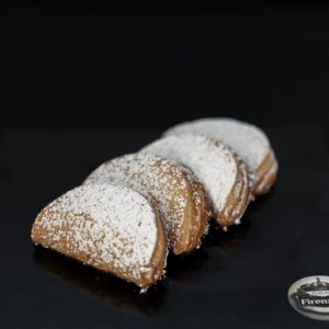firenluna con ripieno di miele e noci